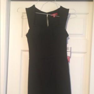 Black Sleeveless Fitted Dress